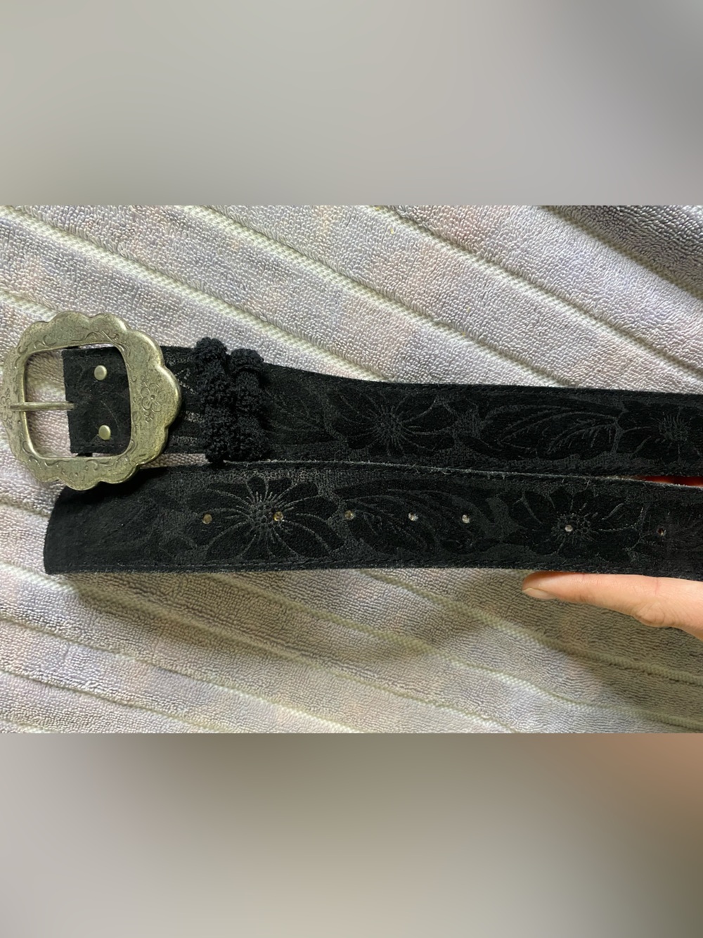 VTG 80s Vermillion Tooled Leather Western Belt Black Floral Suede Made in Canada